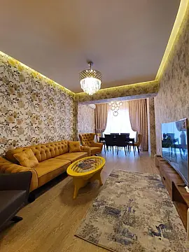 Kirayə verilir 2 otaqlı mənzil 78.1 m²