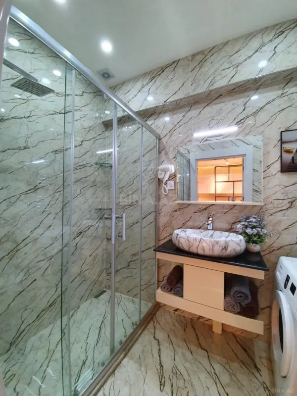Kirayə verilir 2 otaqlı mənzil 78.1 m²