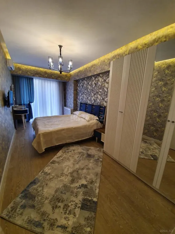 Kirayə verilir 2 otaqlı mənzil 78.1 m²