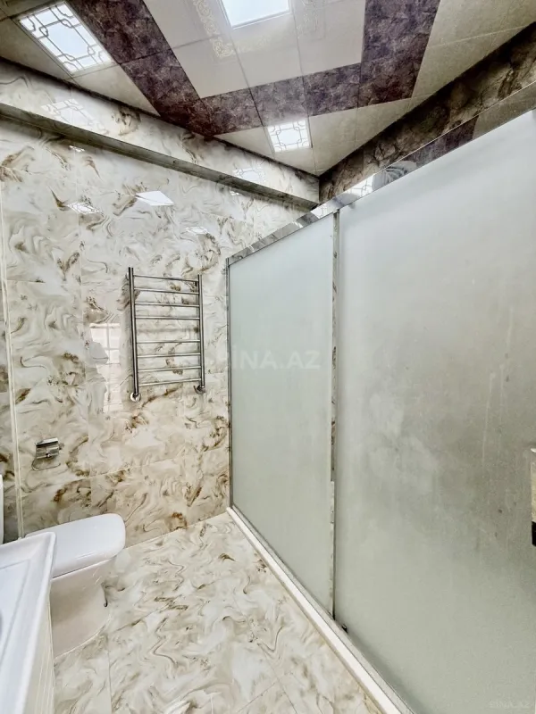 Satılır 3 otaqlı mənzil 129 m²