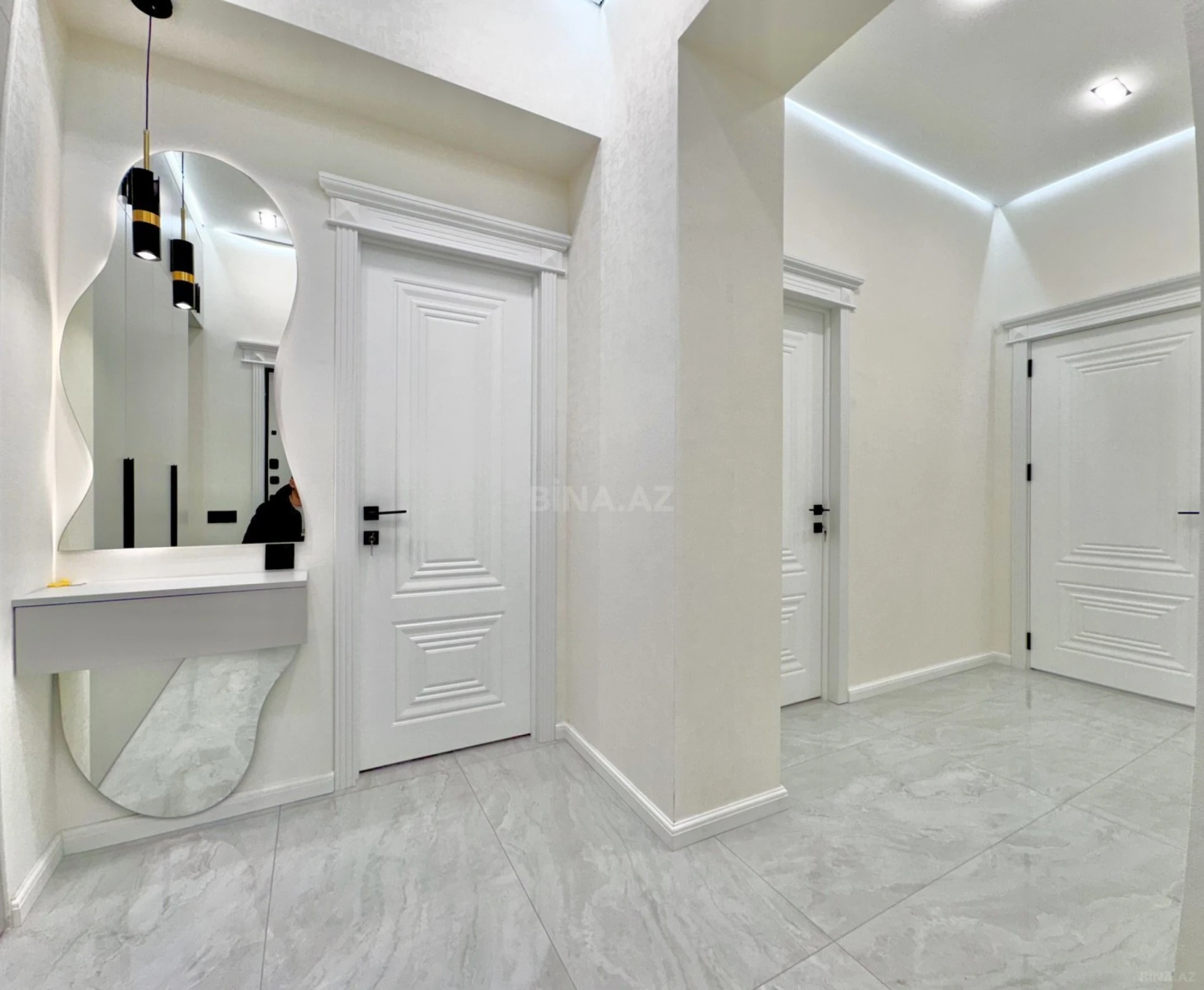 Satılır 3 otaqlı mənzil 63 m²