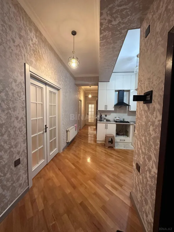 Satılır 3 otaqlı mənzil 96 m²