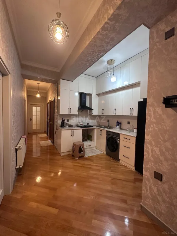Satılır 3 otaqlı mənzil 96 m²