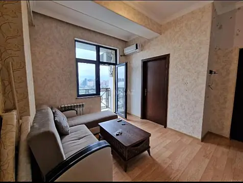 Kirayə verilir 2 otaqlı mənzil 50 m²