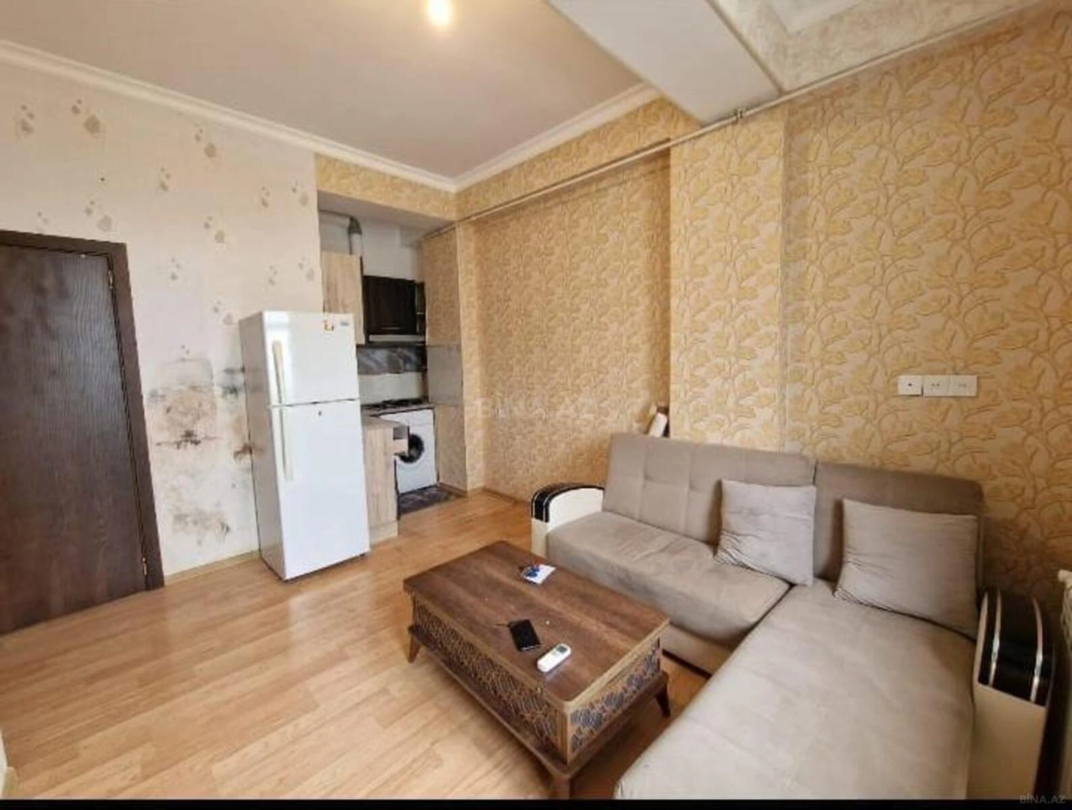 Kirayə verilir 2 otaqlı mənzil 50 m²