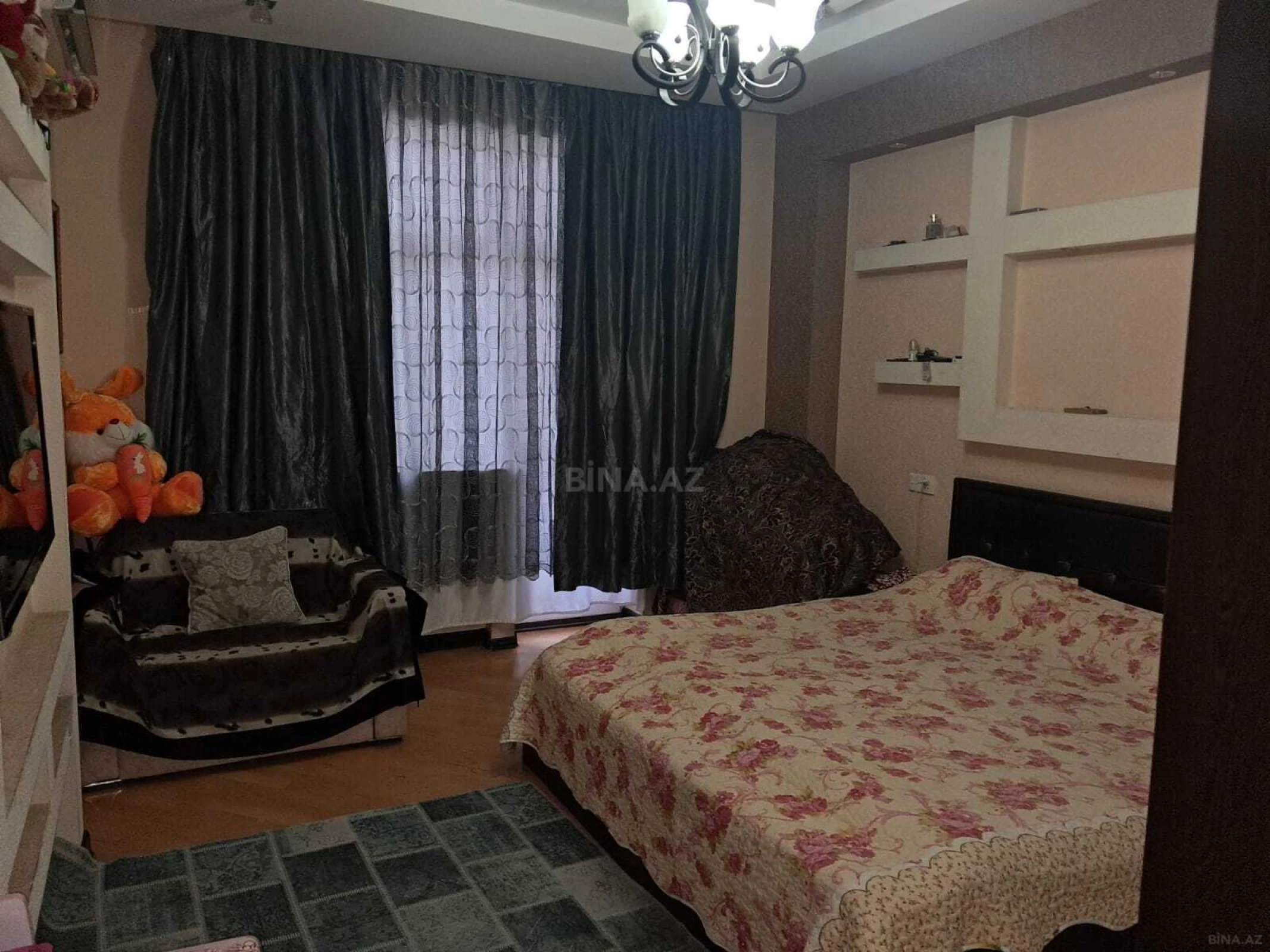 Satılır 2 otaqlı mənzil 100 m²