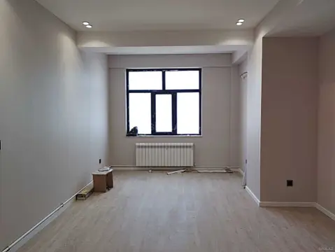 Satılır 3 otaqlı mənzil 115 m²