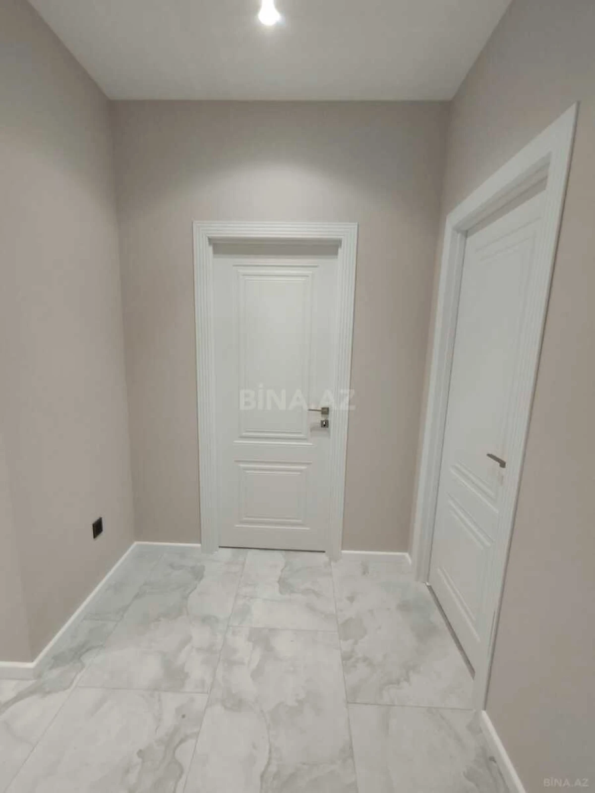 Satılır 3 otaqlı mənzil 115 m²