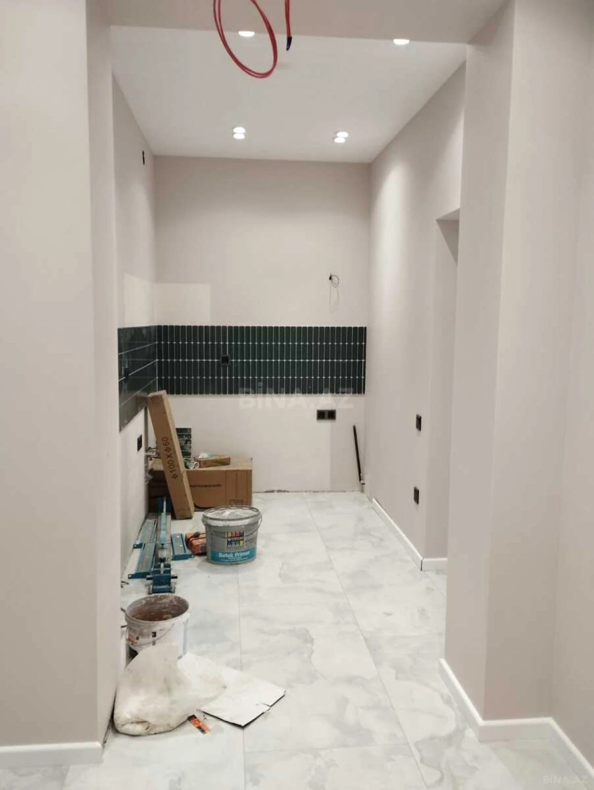 Satılır 3 otaqlı mənzil 115 m²