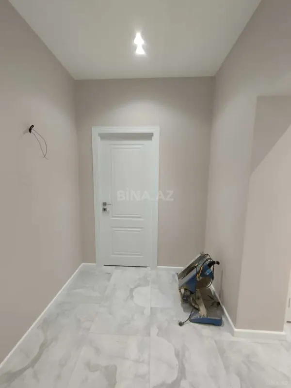 Satılır 3 otaqlı mənzil 115 m²