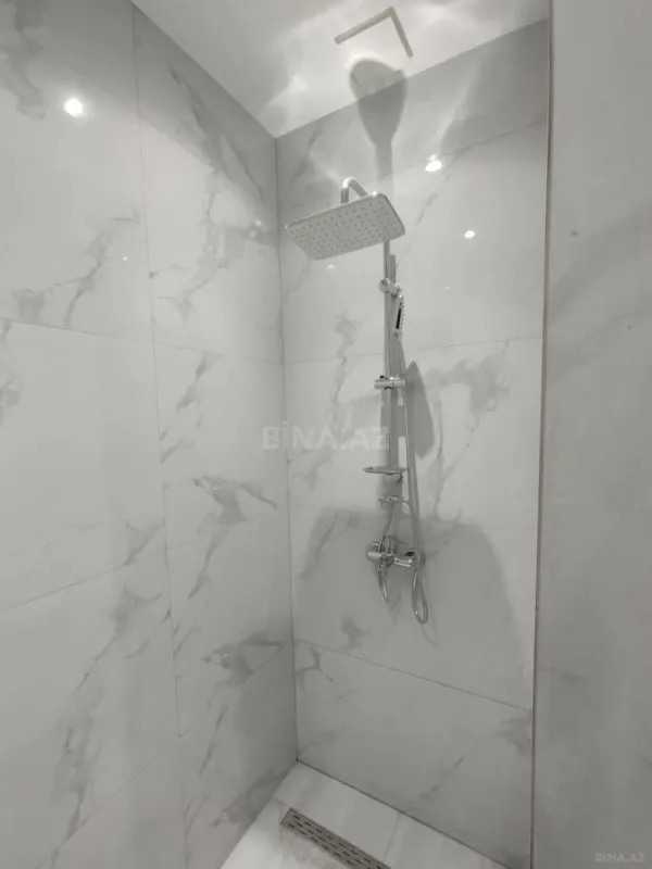 Satılır 3 otaqlı mənzil 115 m²