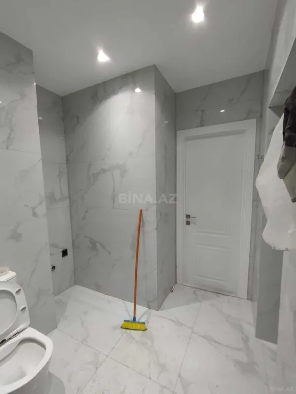 Satılır 3 otaqlı mənzil 115 m²