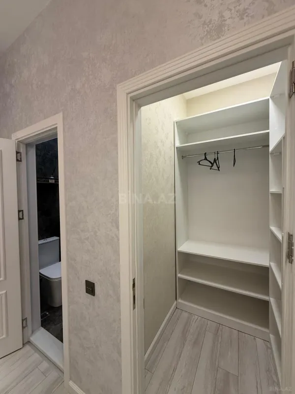 Satılır 6 otaqlı həyət evi 500 m²