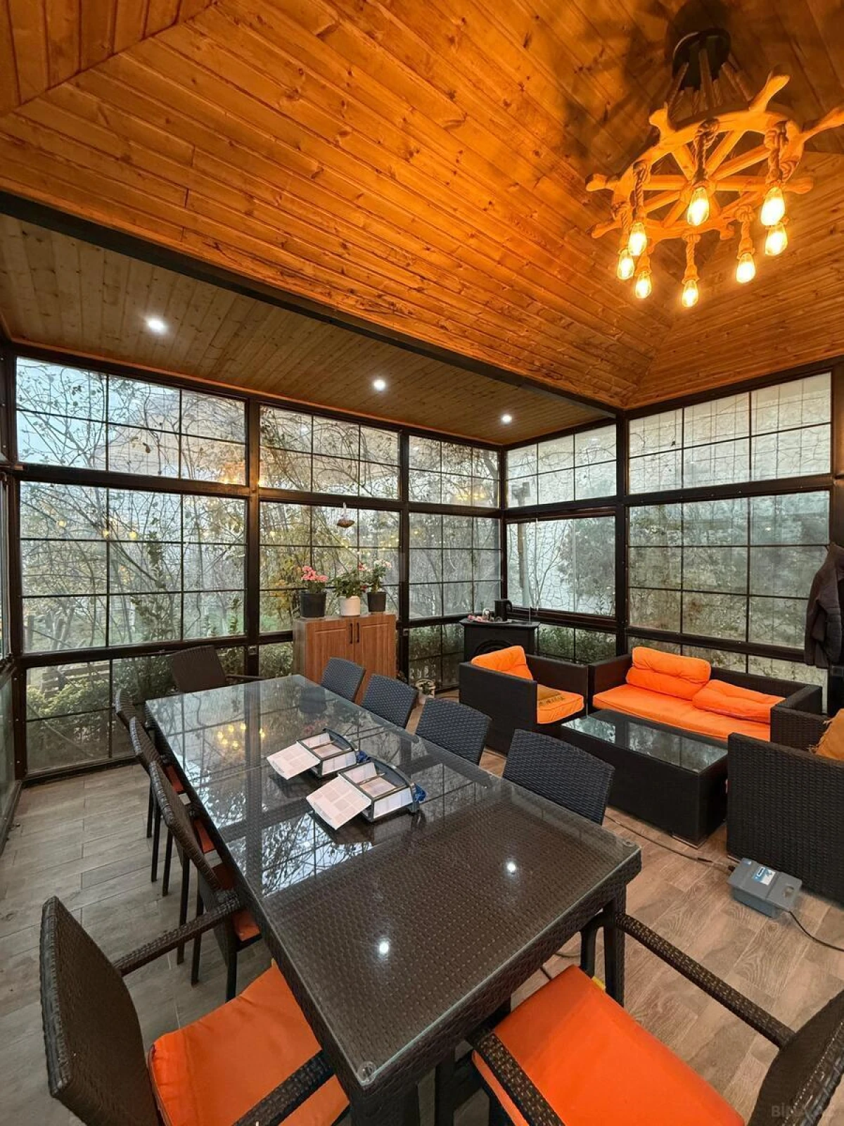 Satılır 6 otaqlı həyət evi 500 m²