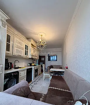 Satılır 2 otaqlı mənzil 68 m²