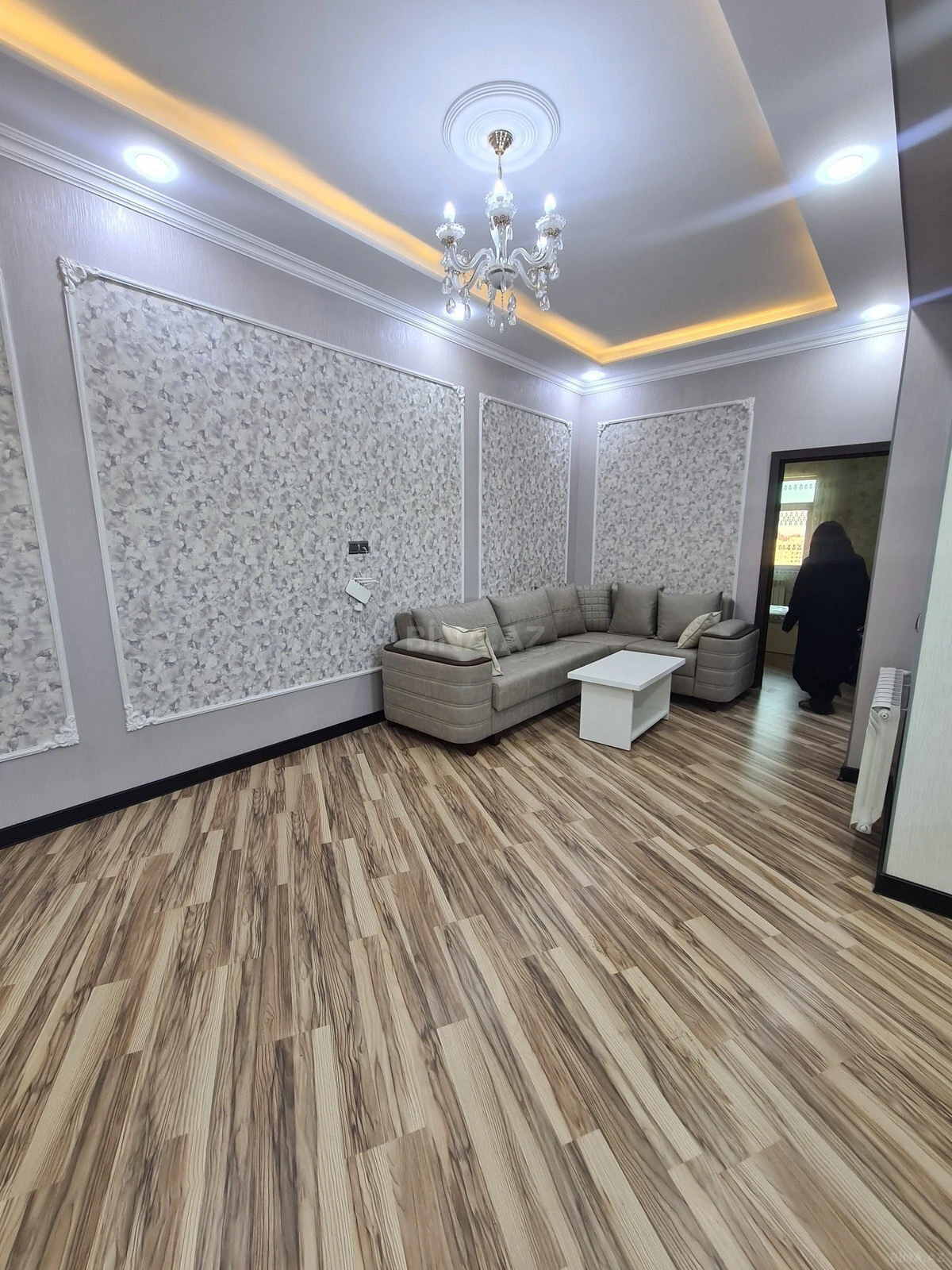 Kirayə verilir 3 otaqlı ofis 90 m²