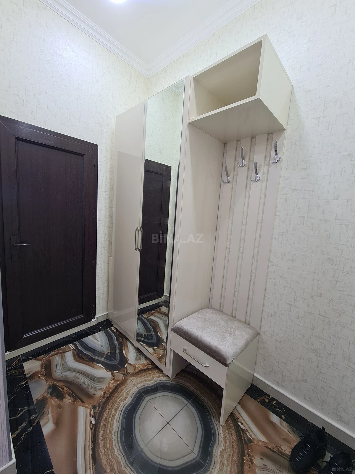 Kirayə verilir 3 otaqlı ofis 90 m²