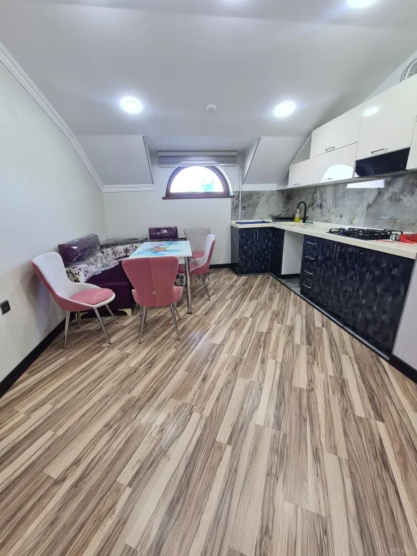 Kirayə verilir 3 otaqlı ofis 90 m²