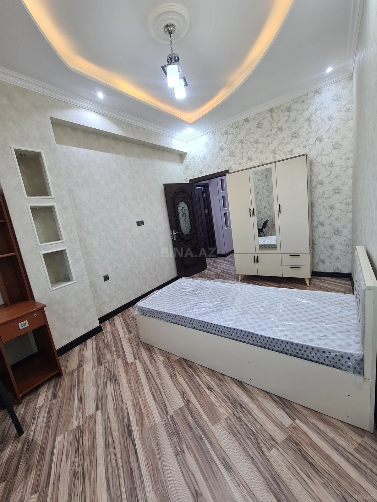 Kirayə verilir 3 otaqlı ofis 90 m²