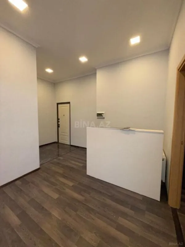 Kirayə verilir 3 otaqlı ofis 80 m²