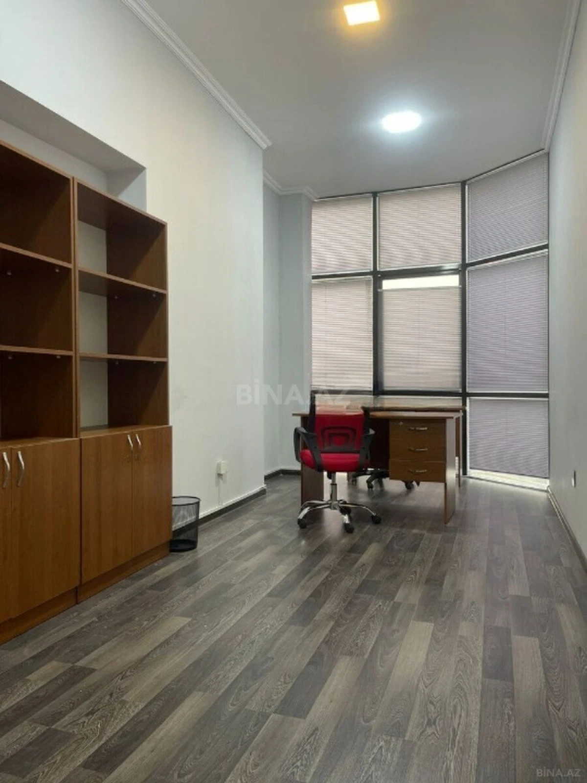 Kirayə verilir 3 otaqlı ofis 80 m²