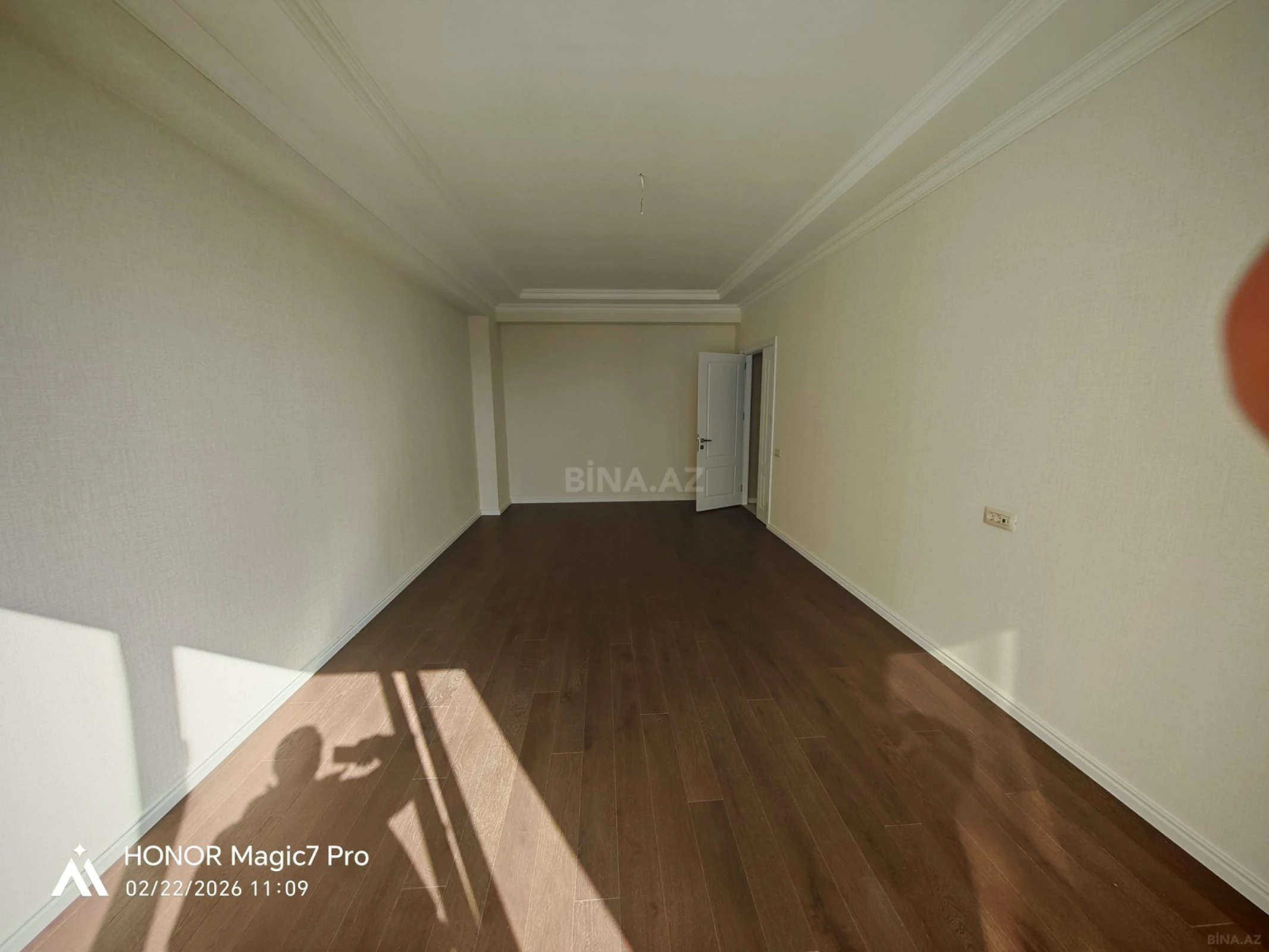 Satılır 3 otaqlı mənzil 110 m²