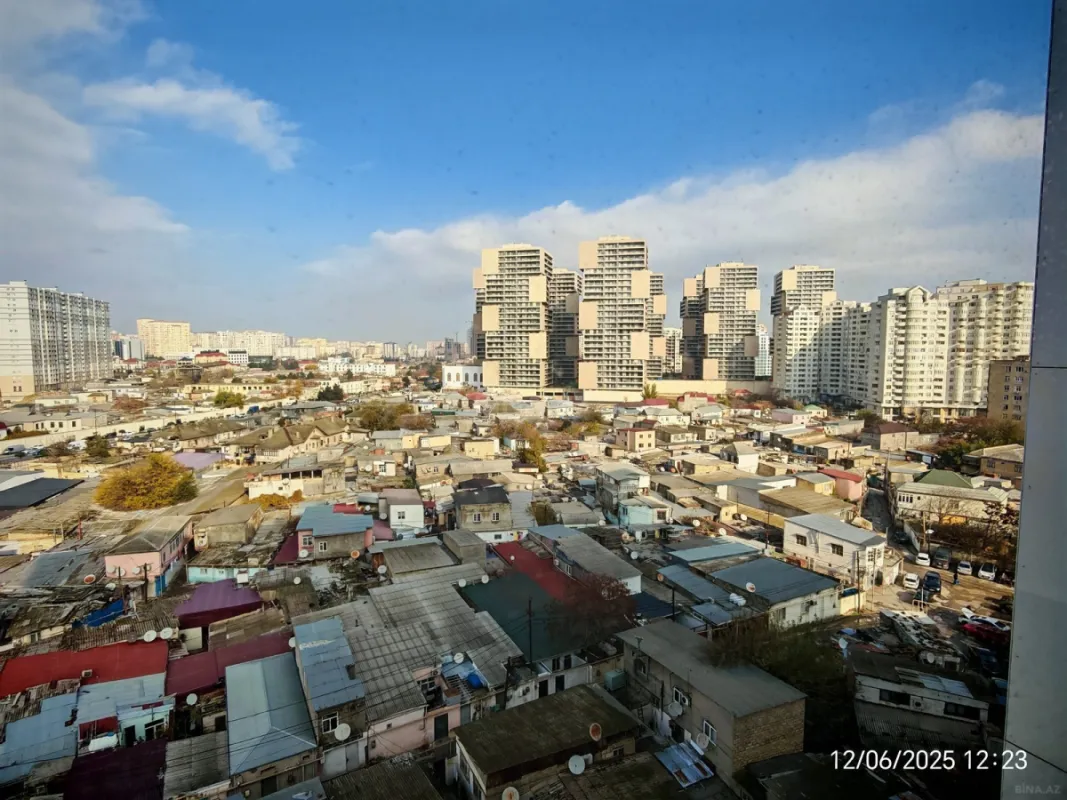 Satılır 3 otaqlı mənzil 110 m²