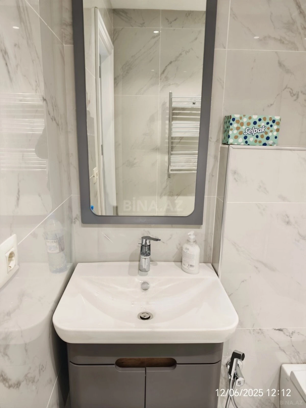 Satılır 3 otaqlı mənzil 110 m²