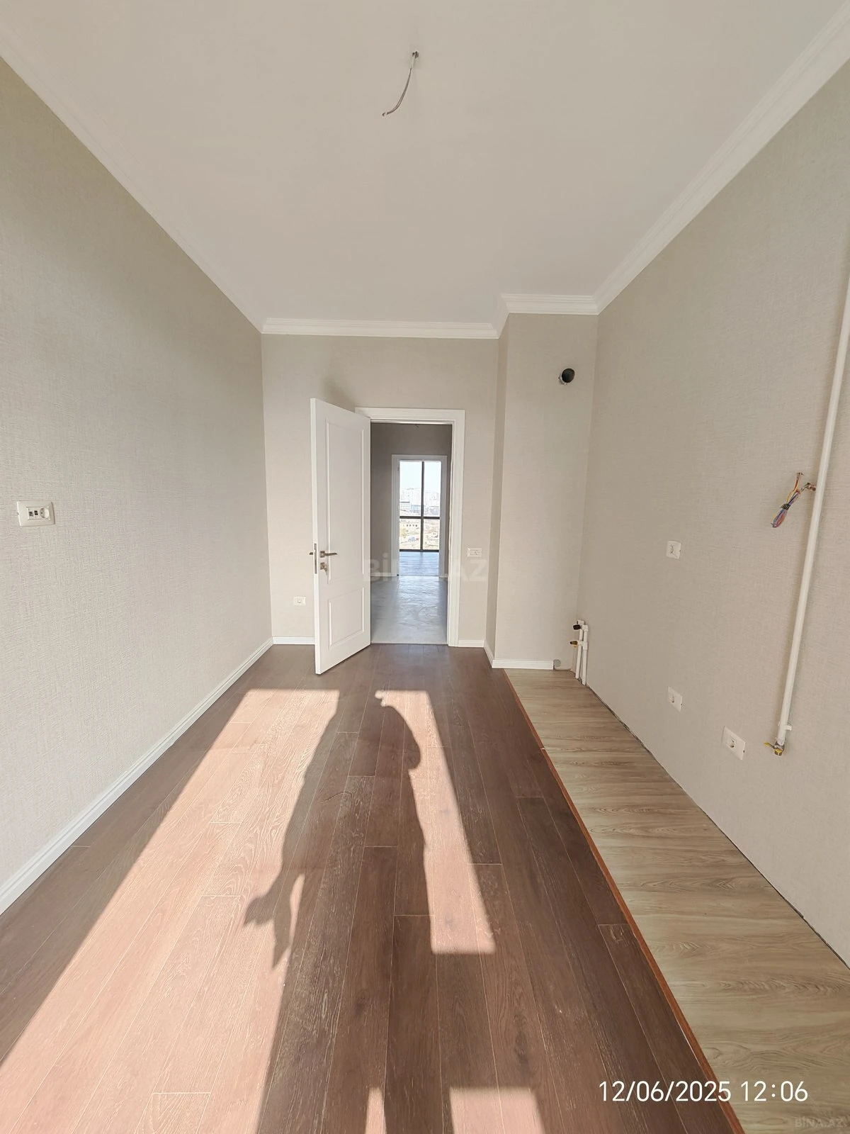 Satılır 3 otaqlı mənzil 110 m²