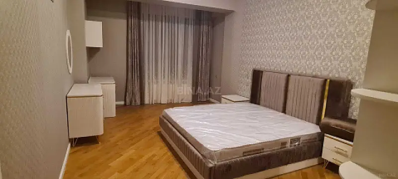 Kirayə verilir 2 otaqlı mənzil 80 m²