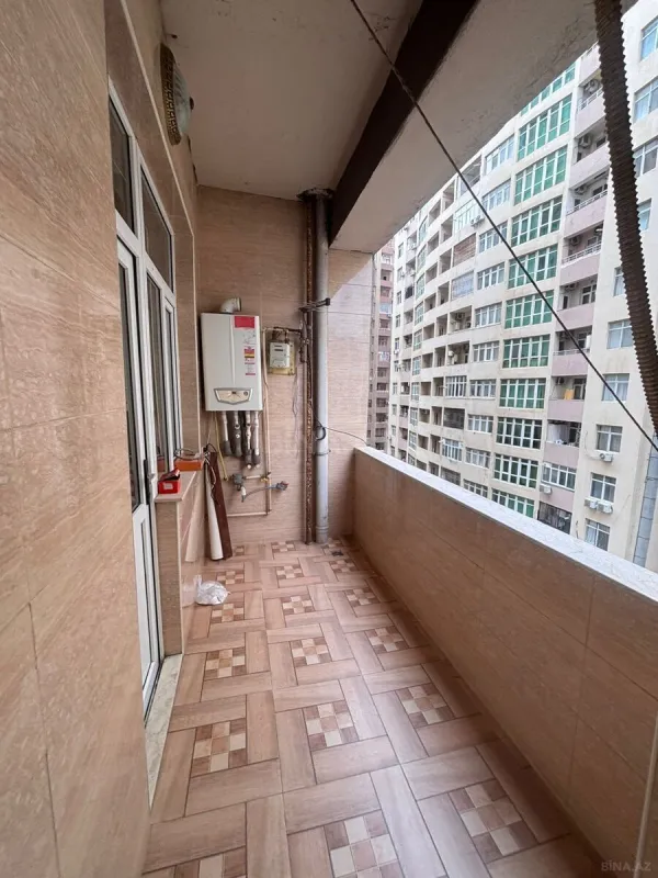 Satılır 3 otaqlı mənzil 120 m²