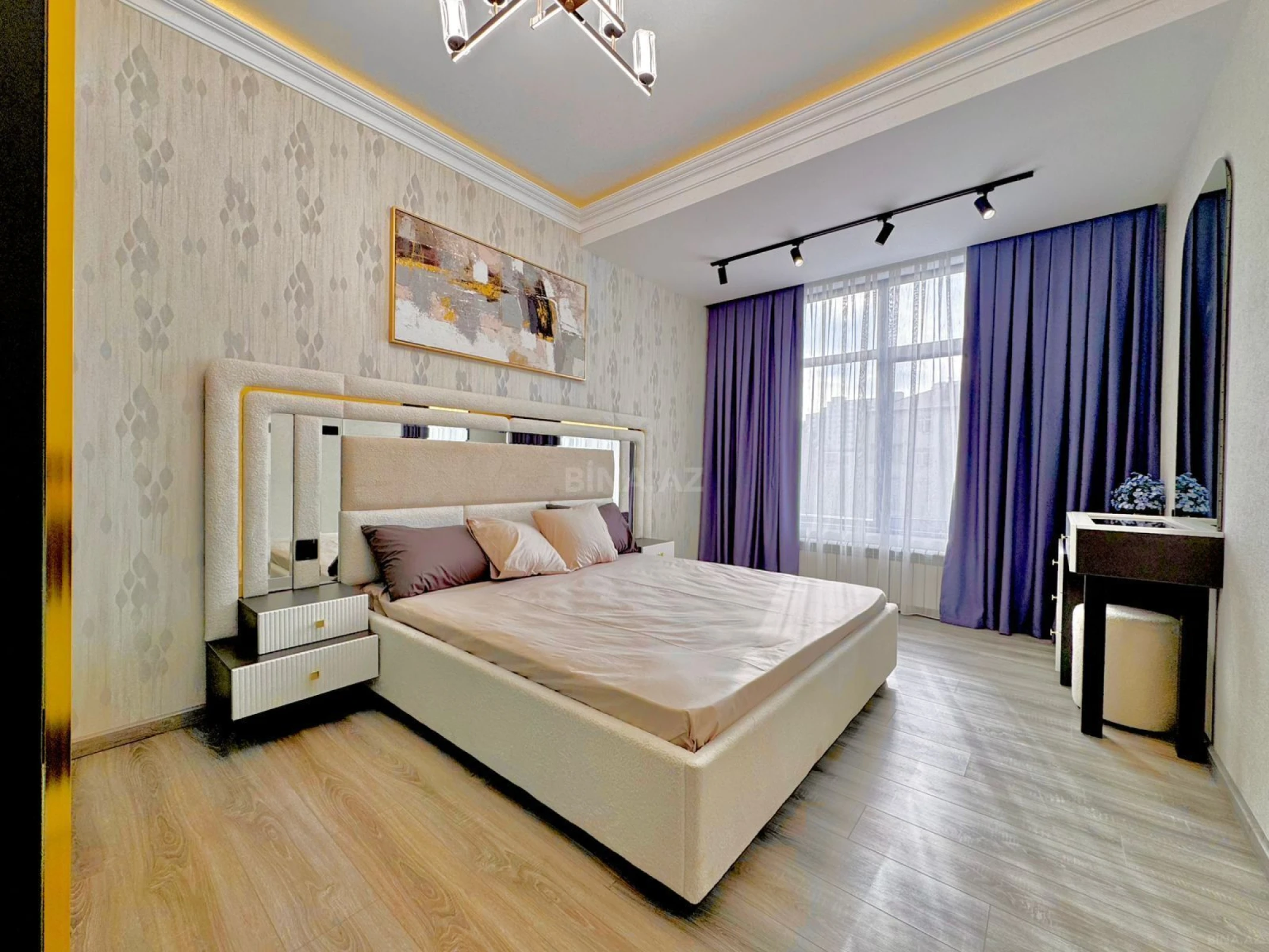 Satılır 2 otaqlı mənzil 85 m²