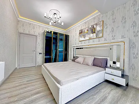 Satılır 2 otaqlı mənzil 85 m²