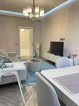 Kirayə verilir 2 otaqlı mənzil 80 m²