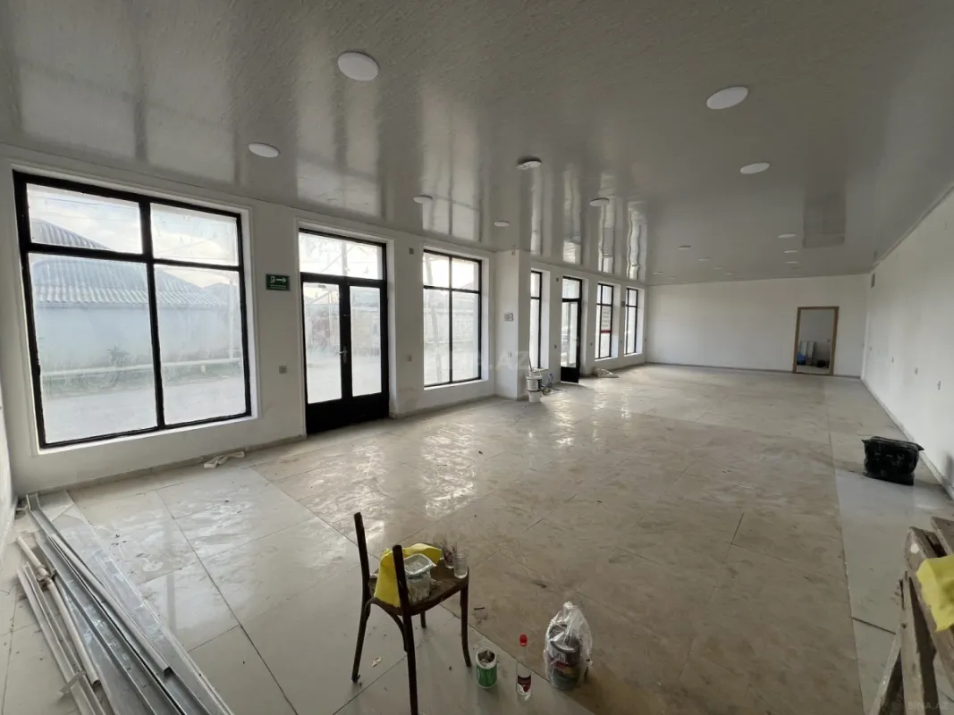 Kirayə verilir obyekt 125 m²