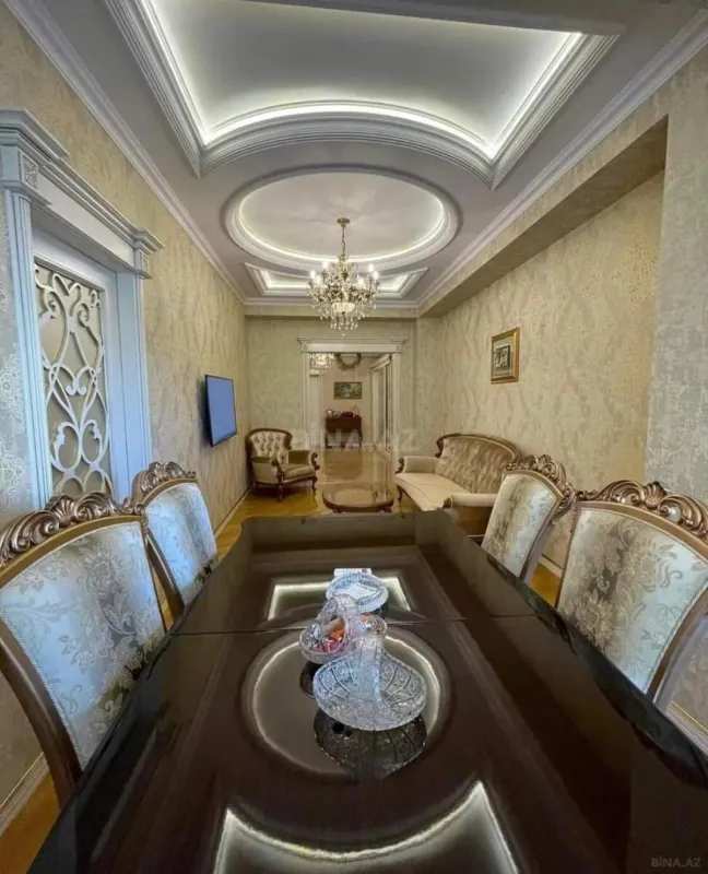 Satılır 3 otaqlı mənzil 112 m²