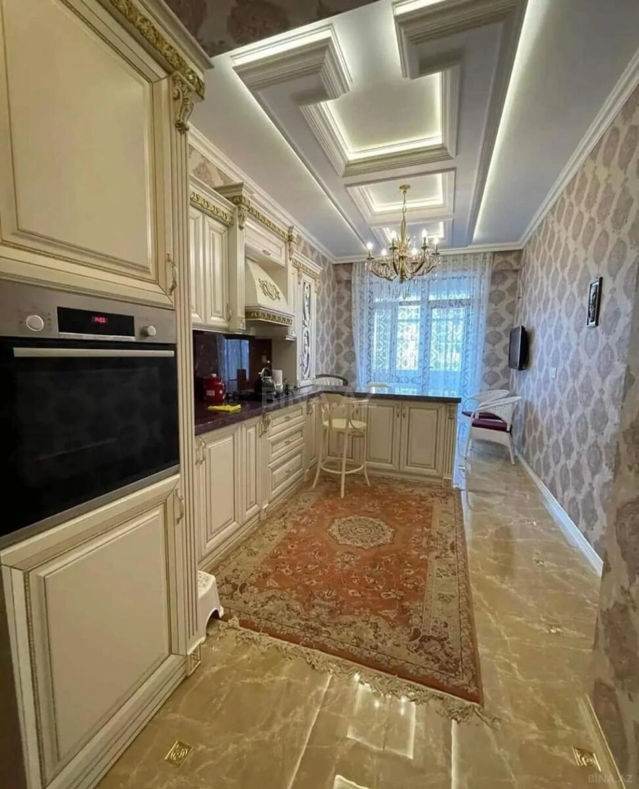 Satılır 3 otaqlı mənzil 112 m²