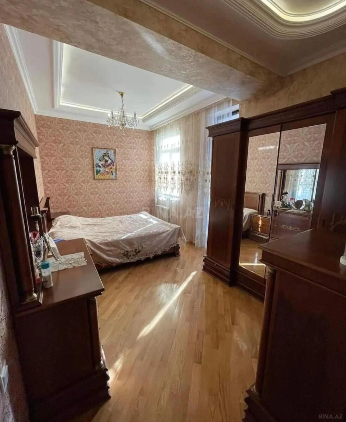 Satılır 3 otaqlı mənzil 112 m²