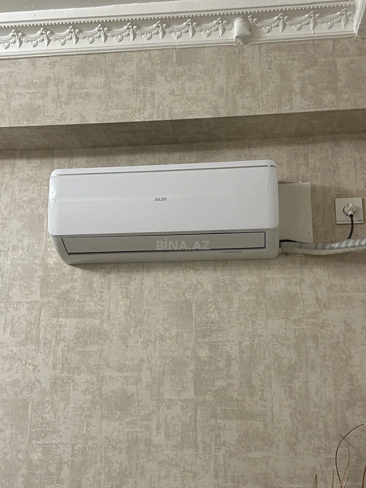 Kirayə verilir 2 otaqlı mənzil 65 m²