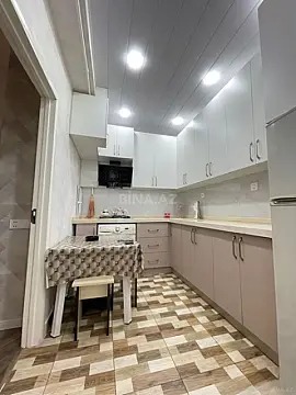 Kirayə verilir 2 otaqlı mənzil 65 m²