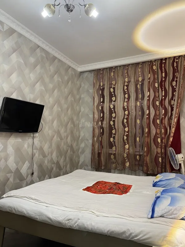 Kirayə verilir 2 otaqlı mənzil 65 m²
