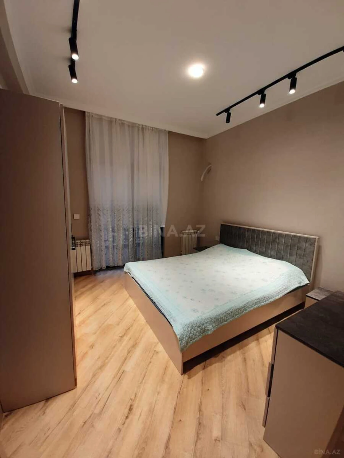 Kirayə verilir 1 otaqlı mənzil 60 m²