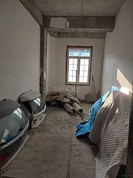 Satılır 5 otaqlı mənzil 234 m²