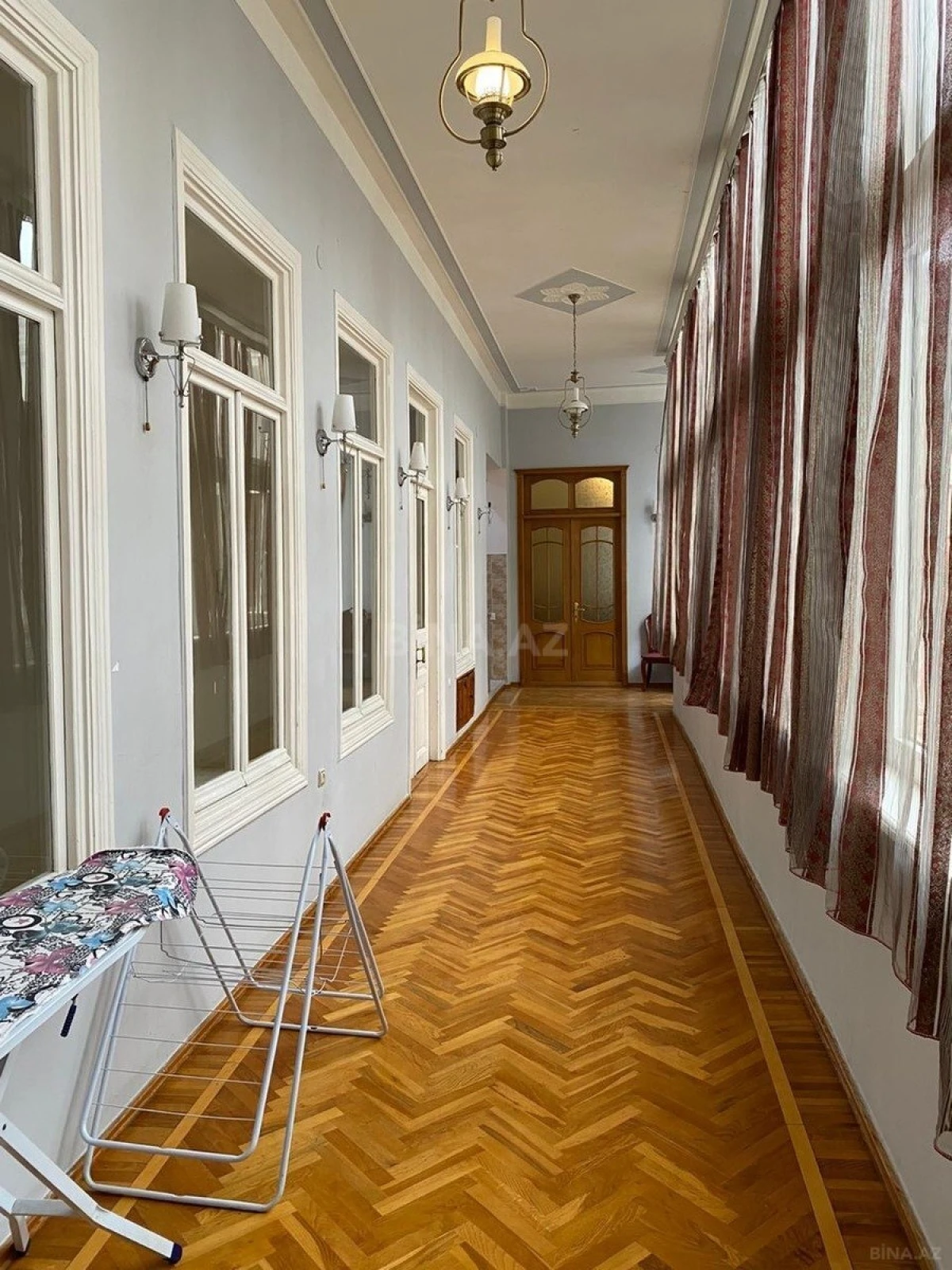 Kirayə verilir 4 otaqlı mənzil 165 m²