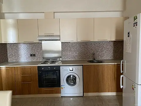 Satılır 2 otaqlı mənzil 80 m²