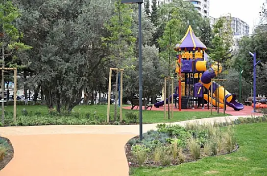 Satılır 2 otaqlı mənzil 80 m²