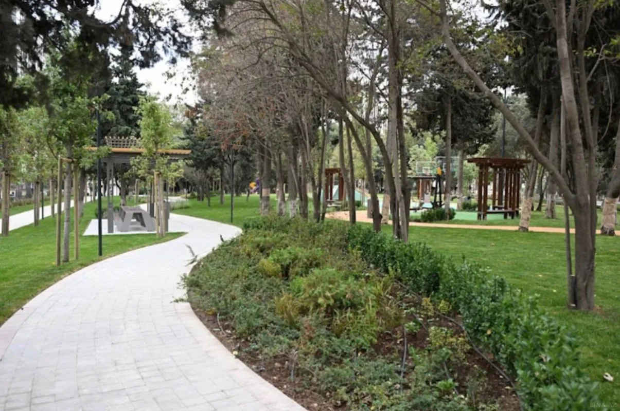 Satılır 2 otaqlı mənzil 80 m²