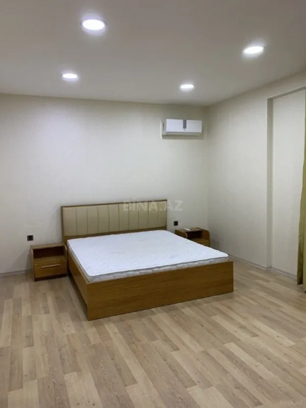 Satılır 2 otaqlı mənzil 80 m²