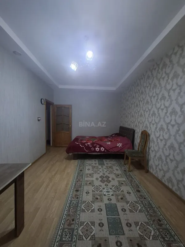 Kirayə verilir 2 otaqlı mənzil 65 m²