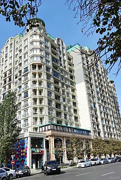 Satılır 4 otaqlı mənzil 376 m² — Bakı, Nəsimi 4 otaq 376.00 m²